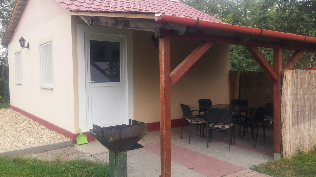 Rakoczi Vendeghaz Apartment Poroszló Екстериор снимка